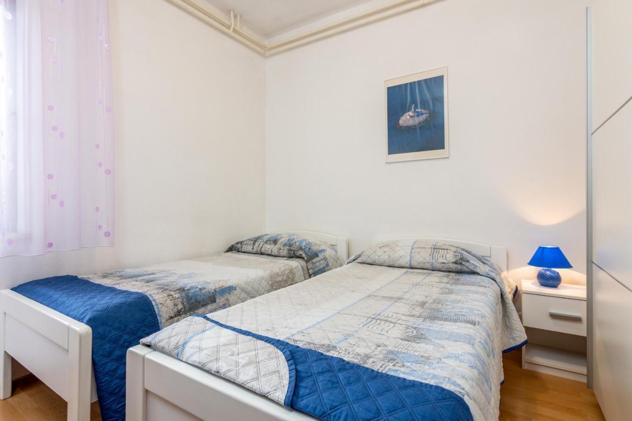 Apartma With A Parking Space - 7657